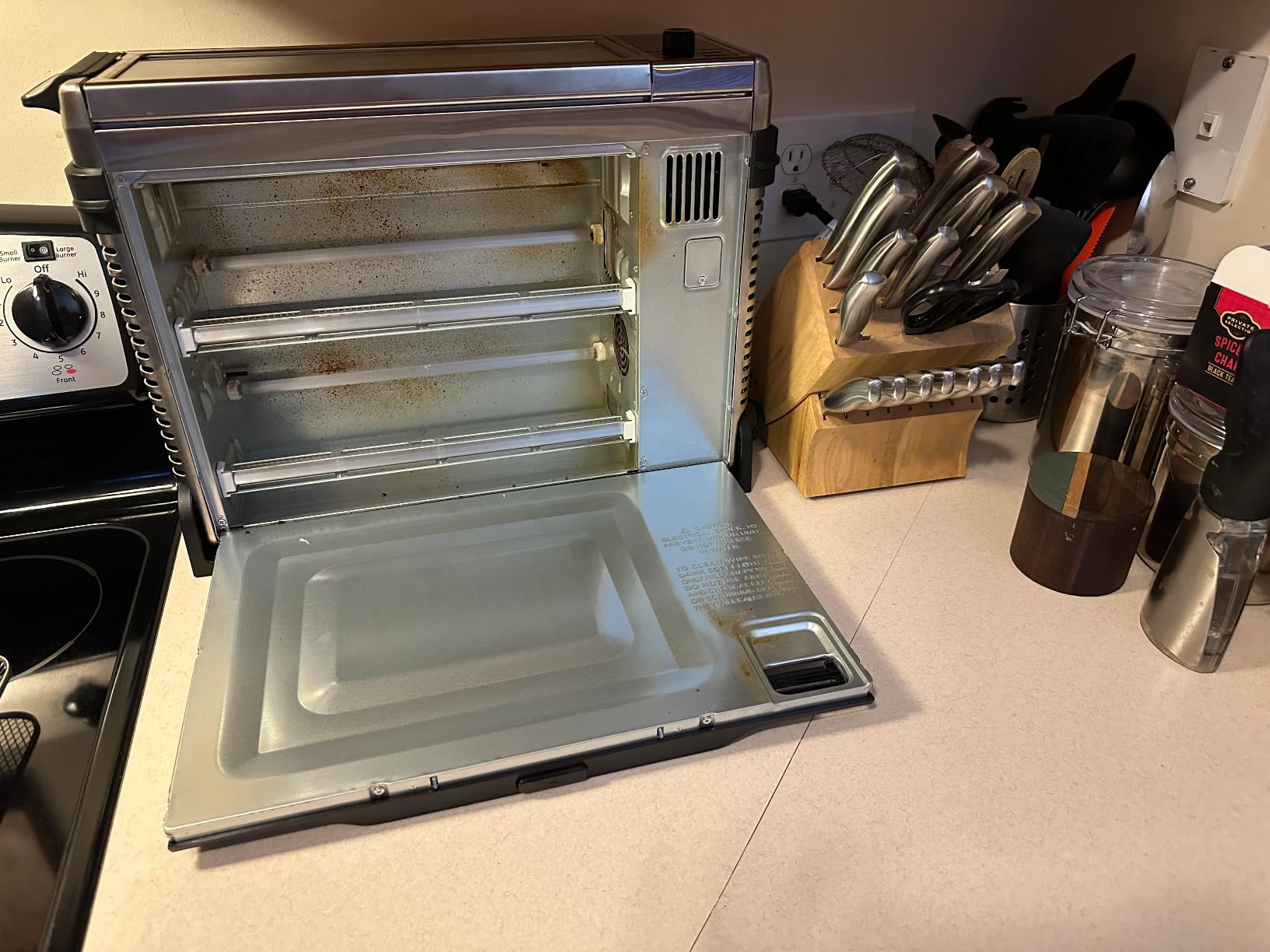 Ninja Air Fryer Toaster Oven Combo | 8-in-1 Functionality | Flip Up & Away for Storage Space | Air Fry Basket, Sheet Pan, Wire Rack & Removable Crumb Tray | 1800 Watt | Stainless Steel | SP151 customer photo 2