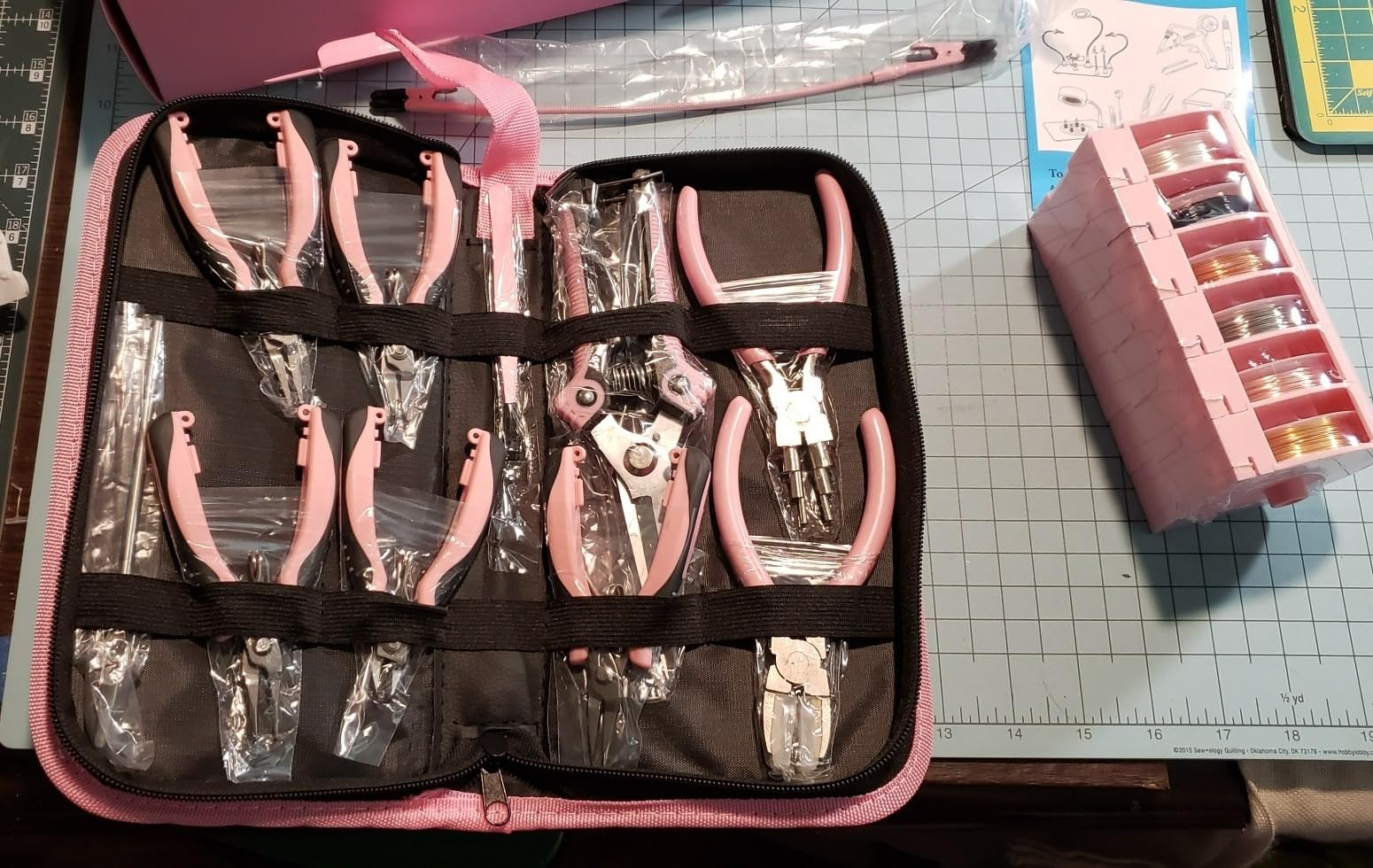 Toolour Jewelry Pliers Set Jeweler Making Tools with 6 Rolls Beading Wire Kit for Jewelry Supplies DIY Hobby Repair Crimping Wrapping,Pink Professional Craft Pliers for Adults Beginner customer photo 2