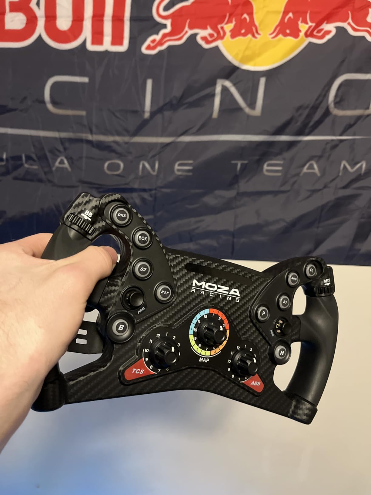 MOZA Universal Hub Adapter Kit - FSR Formula, KS Steering, TSW Truck, Vision GS Steering Wheels customer photo 1