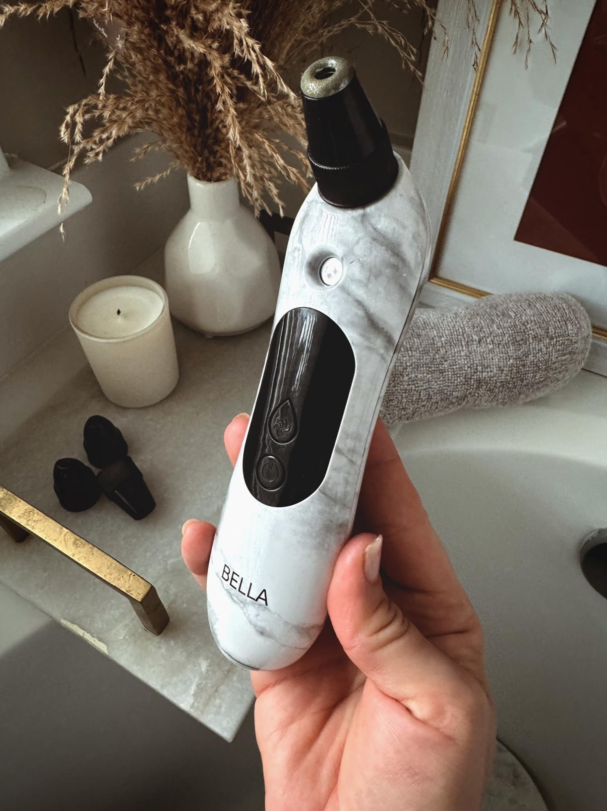 Spa Sciences - Bella Microdermabrasion Pore Extractor & Nano Mister - 3-in-1 - Exfoliation & Pore Purification - Hydrating, Refreshing, Soothing - for All Skin Types - Rechargeable customer photo 2