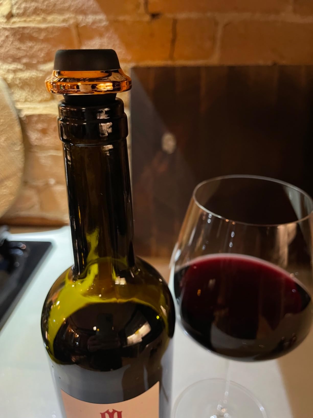 Electric Wine Preserver - Rechargeable Vacuum Saver With Airtight Seal - Automatic Air Remover Pump for 10 Days of Flavor & Freshness - Preservation System (Black & Rose Gold, Preserver Set) customer photo 1