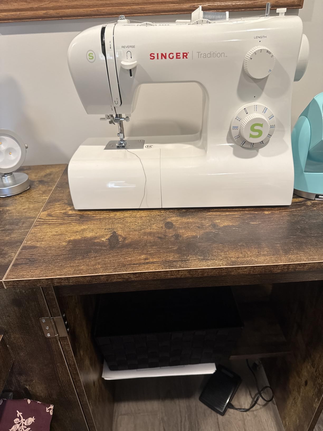 VIVOHOME Folding Sewing Craft Table, Rolling Sewing Machine Desk with Storage Shelves, Sewing Cabinet with Lift for Small Spaces, Dark Brown customer photo 2