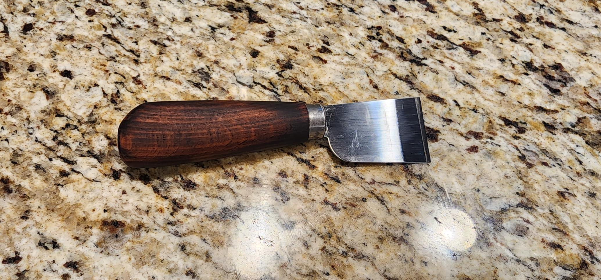 Leather Edge Skiving Beveler Tool 5 Set,Leather Cutting Knife,French Beveler,Wide Mouth Leathercraft Edge Skiving Beveler Leather Trimmer with Wooden Handle Four Sizes(4mm,6mm,8mm and 10mm) customer photo 2