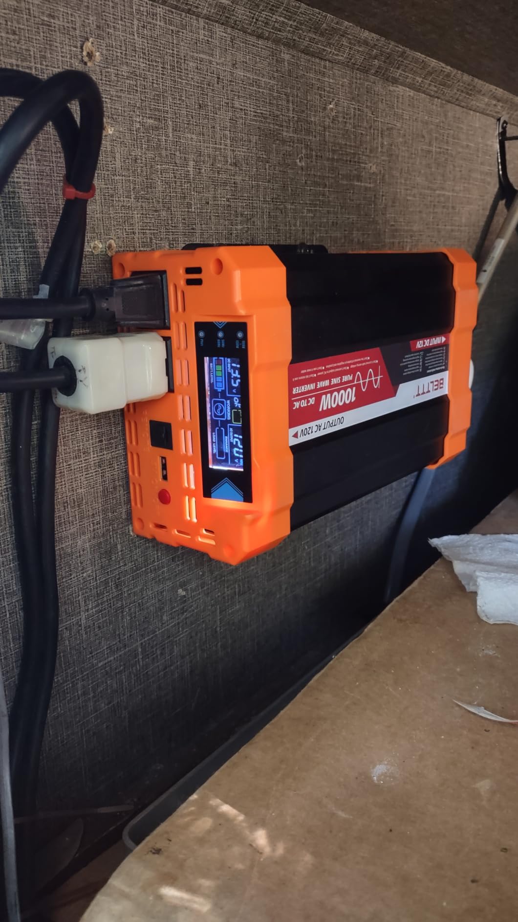 BELTTT 1000Watt Pure Sine Wave Inverter 12V DC to 120V AC for RV, Truck, Off-Grid, Solar Inverter 12V to 110V Converter with Dual AC Socket and 5V 2.1A USB, Power Inverter, Intelligent LCD, 2000W Peak customer photo 1