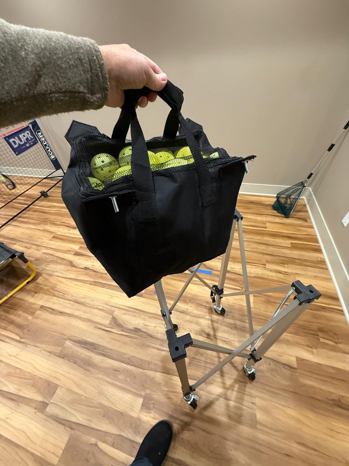 YooKoo Tennis Ball Hopper for 150 Balls, Tennis Ball Basket for Serve Training, Foldable Tennis Ball Cart with Storage Bag, Portable Pickleball Baseball Hopper Basket customer photo 2