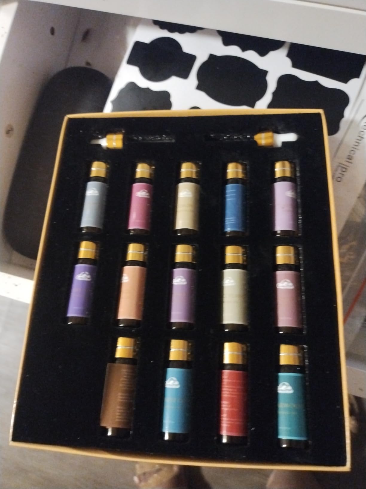 Fragrance Essential Oils Set - 14pcs, Aromatherapy Oils for Skin, Diffusers, Home Care, Humidifier Laundry, Candle Making - Tea Tree, Sandalwood, Lavender, Vanilla, Eucalyptus and More (5mL) customer photo 2