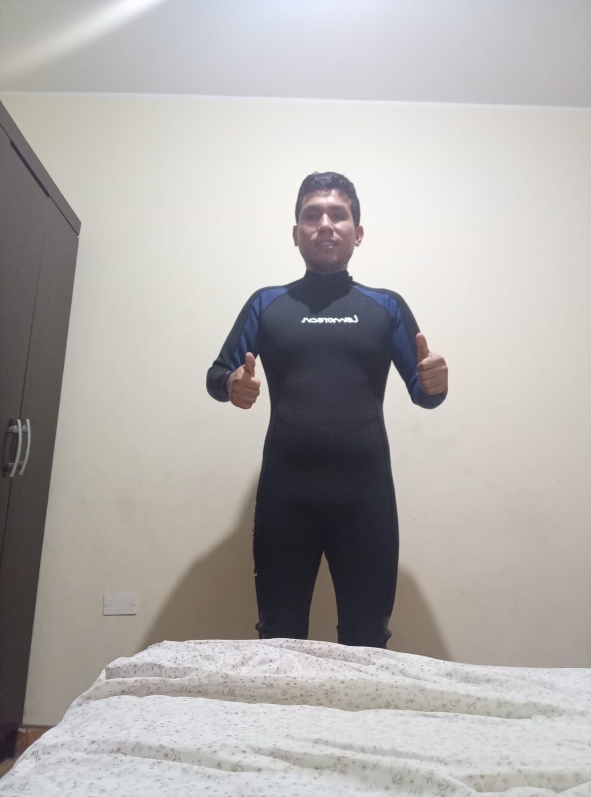 Lemorecn Men's Wetsuit 3/2mm and 5/4mm Full Wetsuits for Men Front Zip for Diving Snorkeling Surfing Swimming customer photo 2