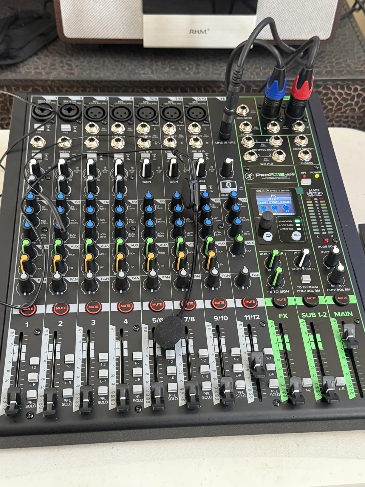 Mackie ProFX10 GO Battery-Powered 10-Channel Analog Audio Mixer With Bluetooth, USB-C Recording Modes, GigFX+ Effects, Onyx Preamps, EQ, Compression, Up to 8 Hours Battery Life customer photo 2