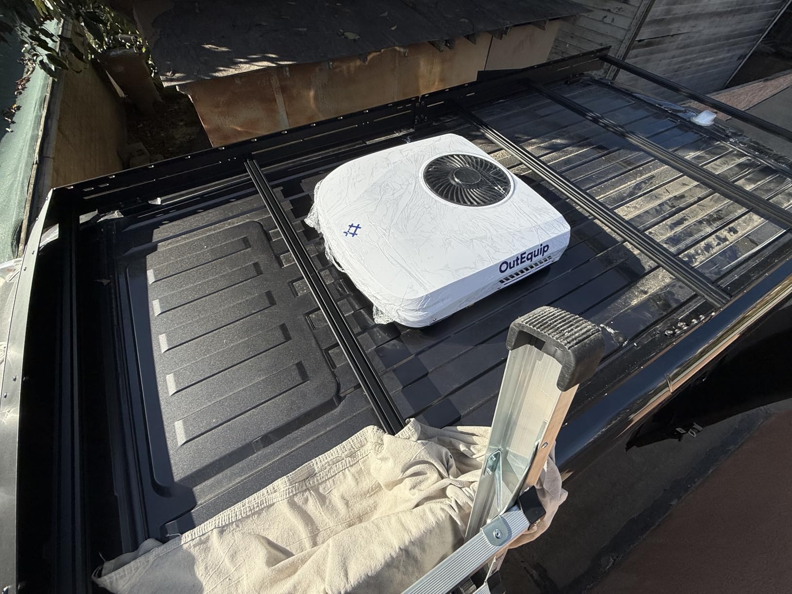 RV Air Conditioner, 12V 10000 BTU Rooftop Air Conditioner for RVs, Trucks, Vans, Campers, Tractor, Low Profile Quiet AC Unit, Battery Powered, OutEquipPro 12V AC (12 voltage w/o heater) customer photo 1