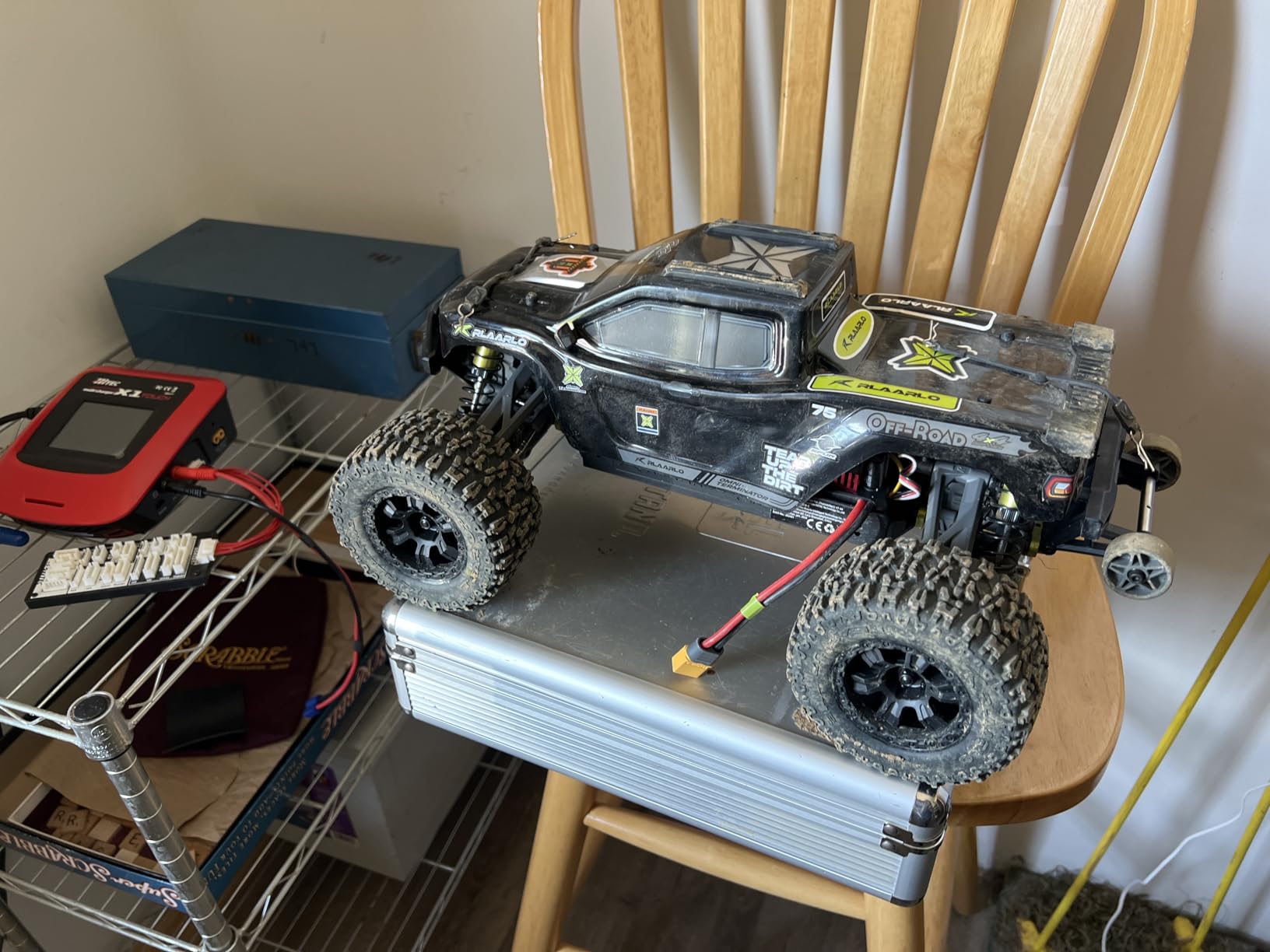 RIAARIO 1:10 Brushless RC Cars, Monster Truck, 50+ MPH, 4WD, Waterproof, Carbon Fiber, Black, Ages 8+ customer photo 1