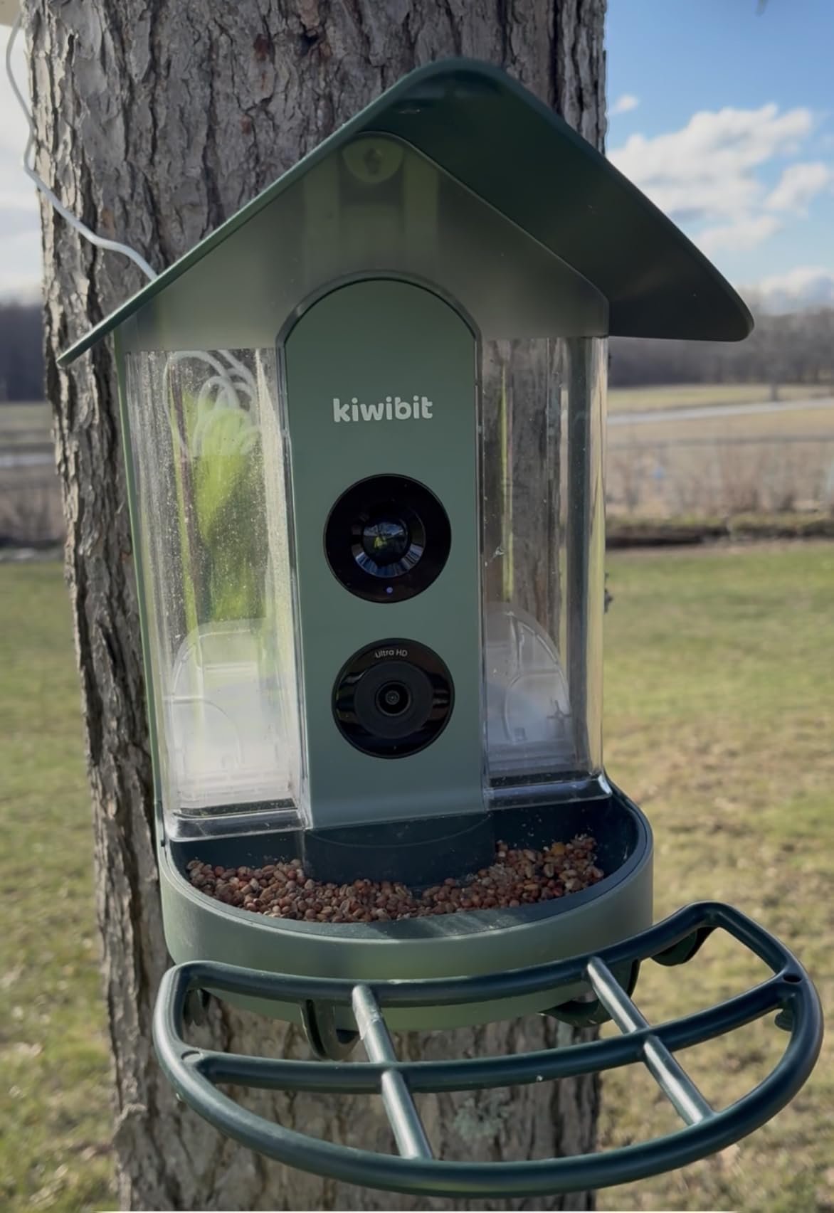 Smart Bird Feeder 4K AI Camera With Solar Panel For Outdoors, Bird Species Identification, 8MP Photos, 4K Video Livestream, Real-Time Bird Alerts, Birdwatching Gifts For Bird Lovers, Sage Pine customer photo 2