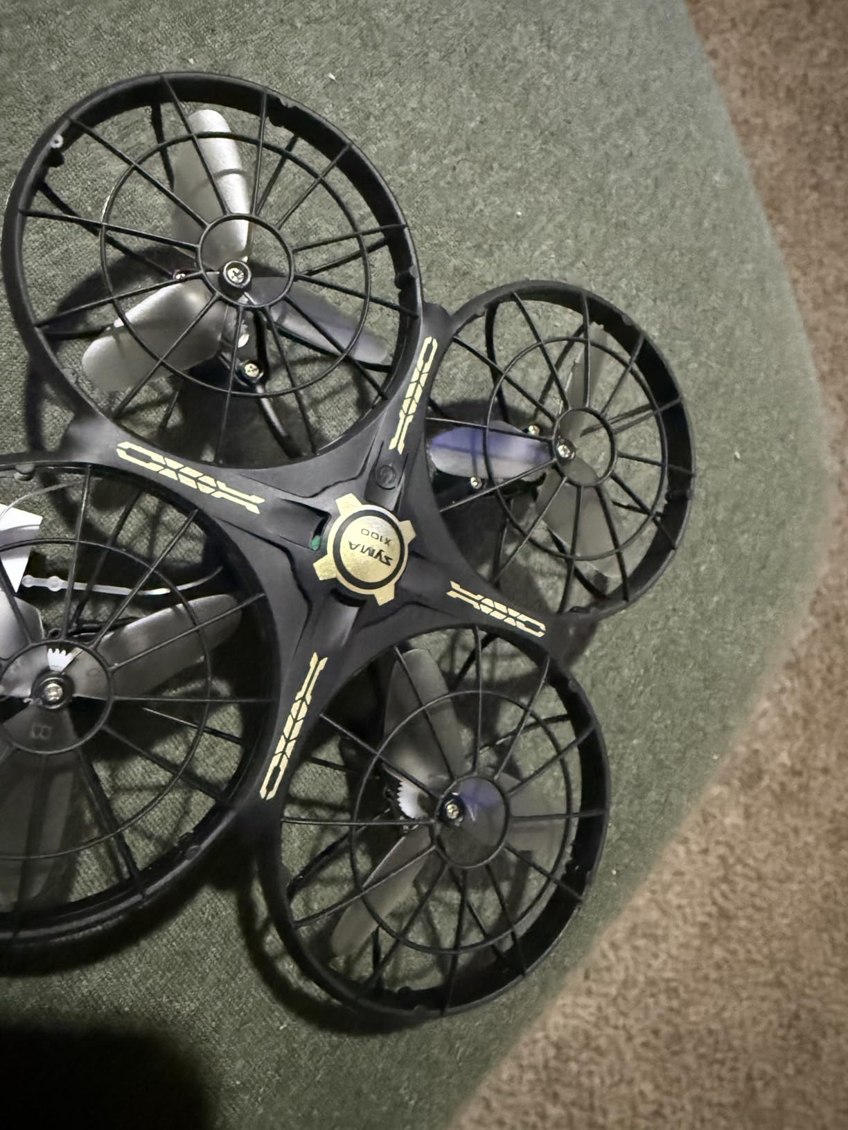 SYMA X100 Drone for Kids 8-12, Automatic Obstacle Avoidance, Up to 20 Mins Flight Time (2 Batteries), One-Key 360° Flips and Altitude Hold, Full-Guard Safe Indoor Drone customer photo 2
