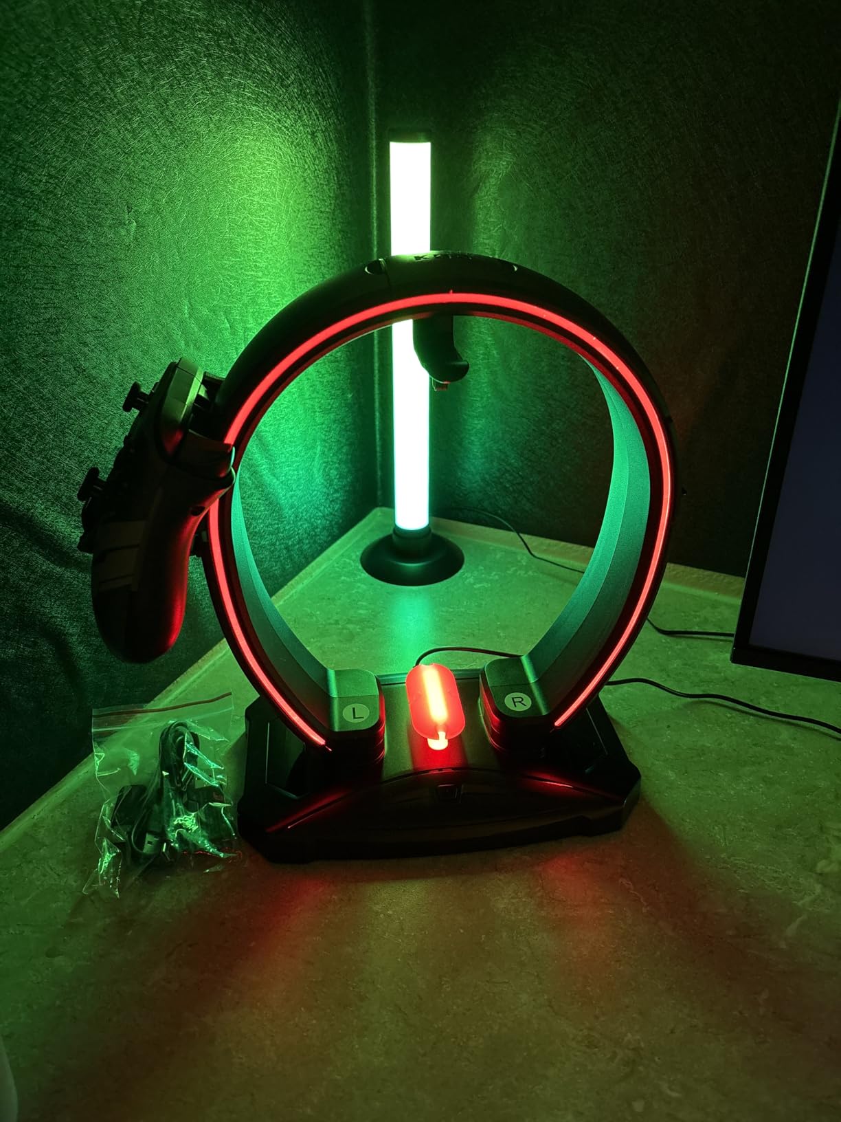 KDD RGB Headphone & Controller Stand with 9 Light Modes - Foldable Controller Hanger for Desk customer photo 1
