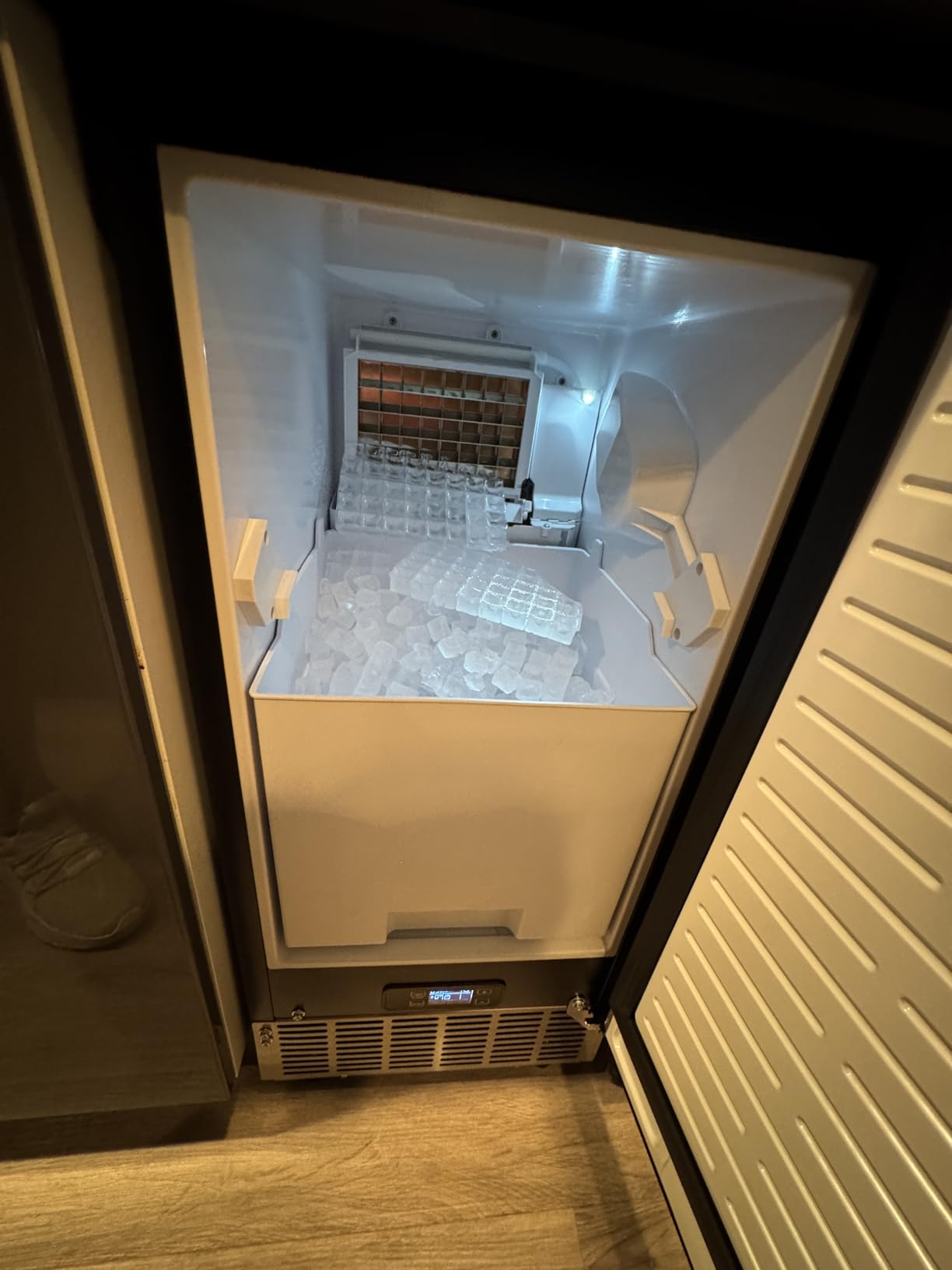 Commercial Ice Maker Machine 100 Lbs/24H, 36 Ice Cubes in 9-15 Mins, Dual Water Inlet Options, 20Lbs Storage Bin Stainless Steel Under Counter/Freestanding Ice Machine for Home, Party, Office customer photo 2