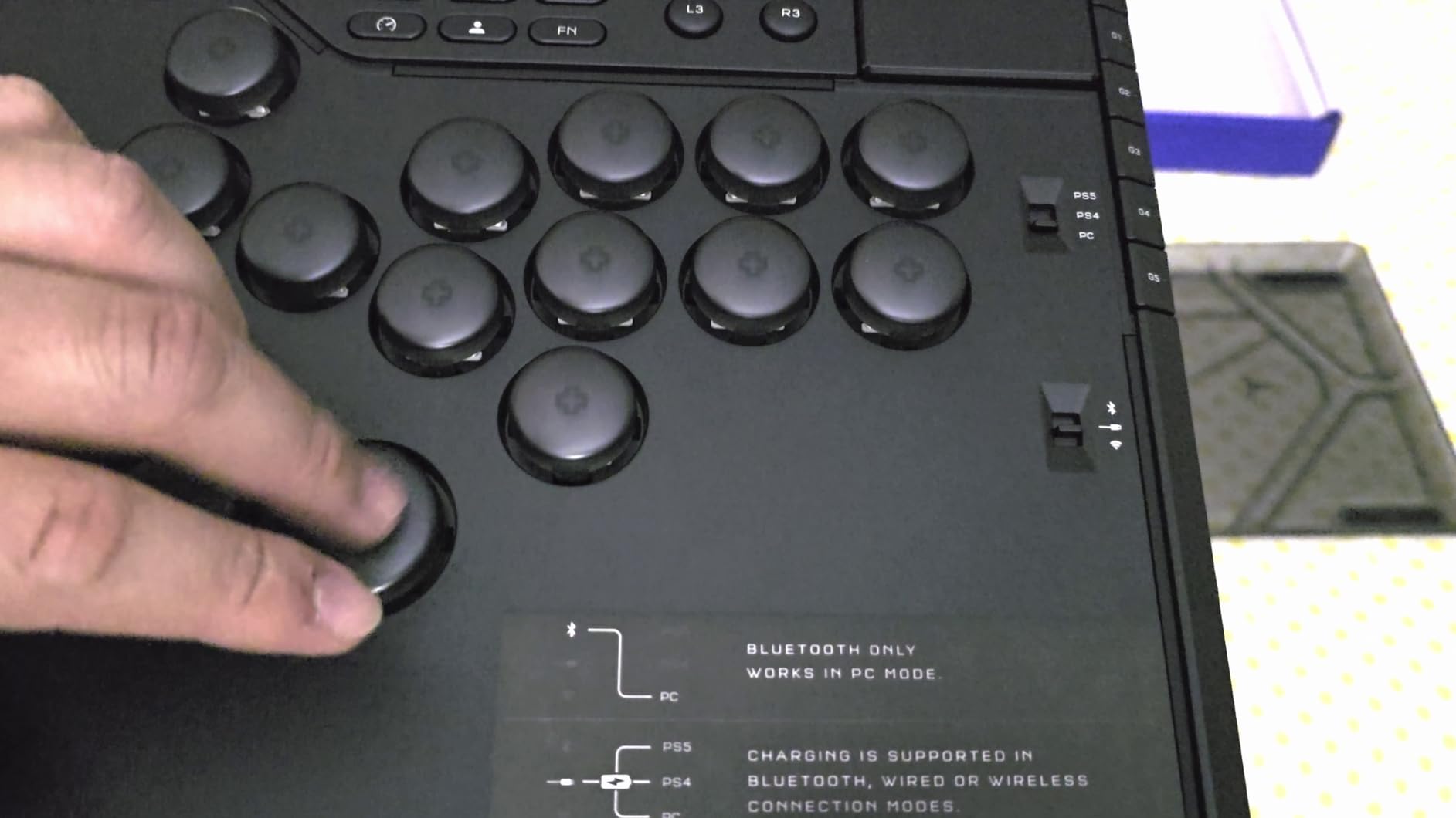 Corsair NOVABLADE PRO Wireless Hall Effect Leverless Controller - 15-Main Key Layout, 1000Hz Polling, 2.4GHz Wireless, SOCD, MGX Hyperdrive Hall Effect Magnetic Switches - PS5, PS4, PC - Black customer photo 1