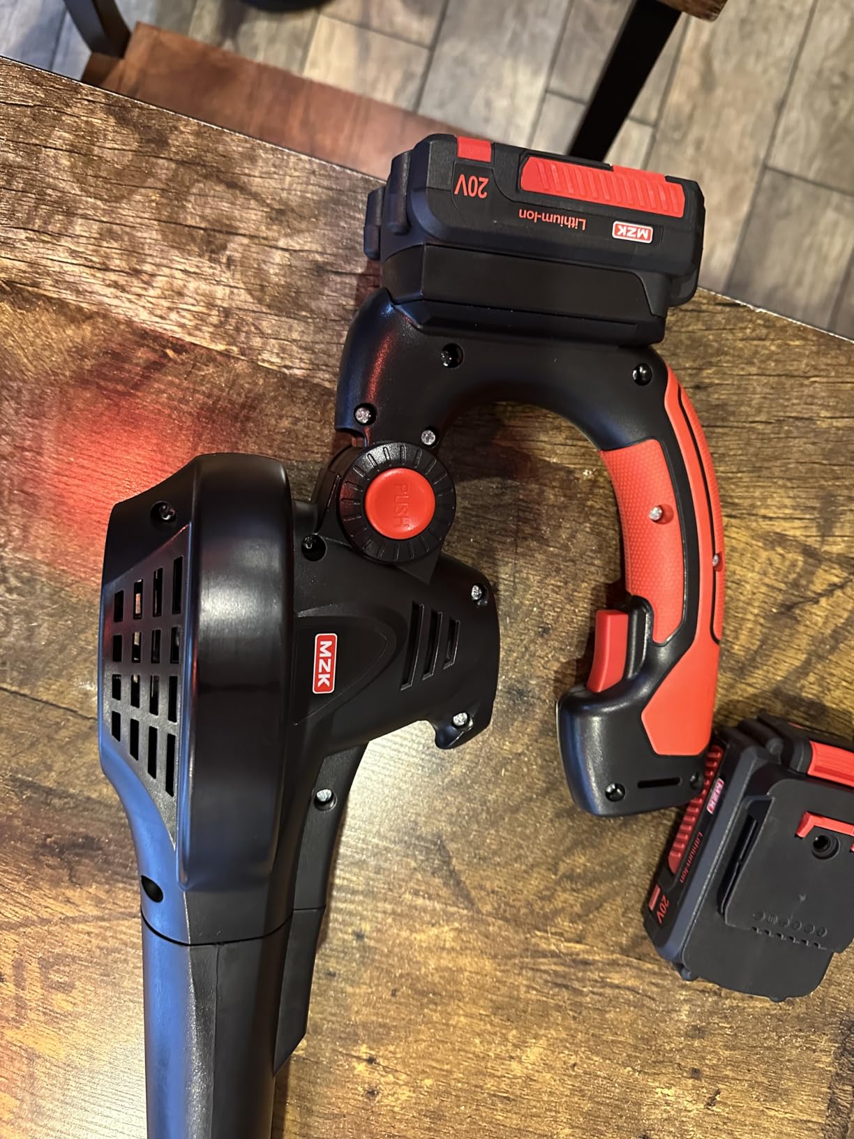 MZK Cordless Leaf Blower,20V Battery Powered Electric Blower for Lawn Care, Electric Lightweight Leaf Blower for Blowing Leaves, Patio Cleaning and Dust(2 * 2Ah Battery & Charger Included),LF40D13 customer photo 2