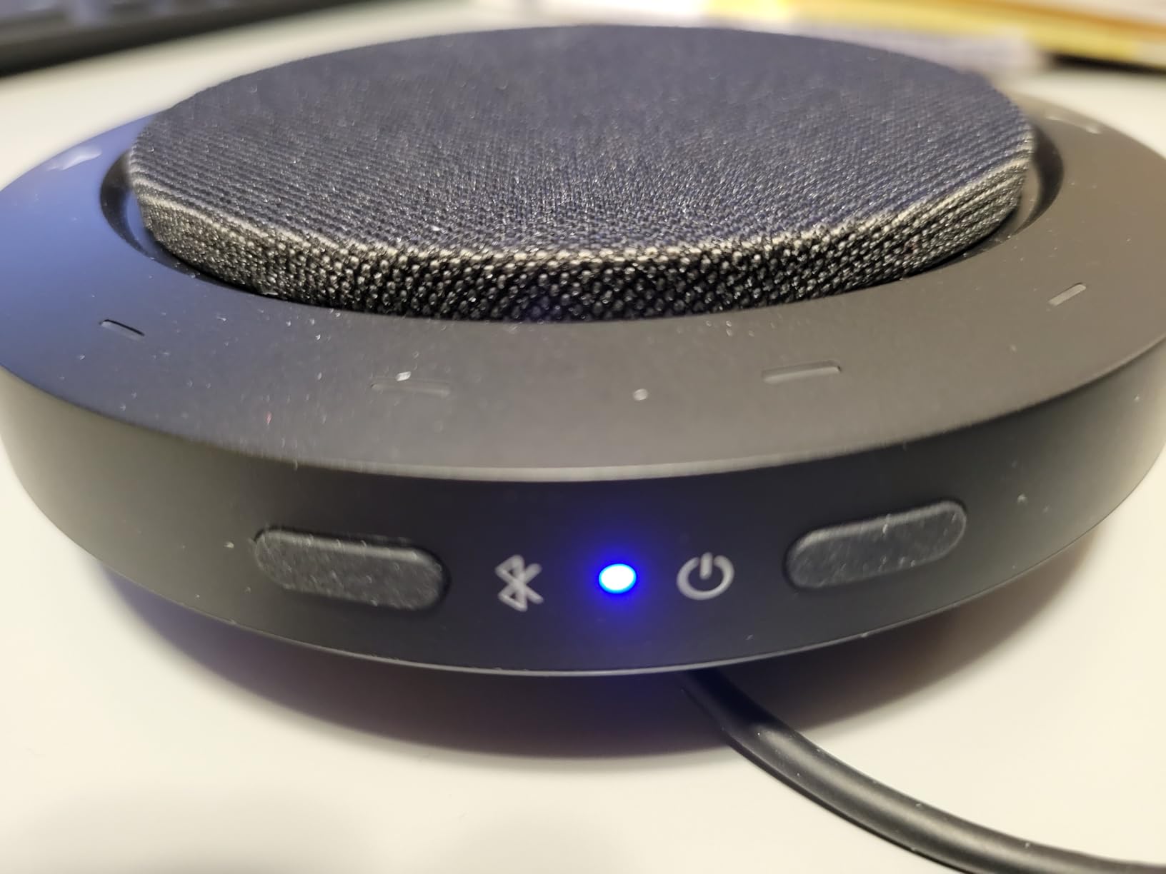 Conference Speaker and Microphone, Dual AI Mics with 360° Voice Pickup & Clear Sound, 10-14H Call Time, Bluetooth & USB-C/A Connection, Speakerphone for 1-6 People, Small Teams & Home Office customer photo 1