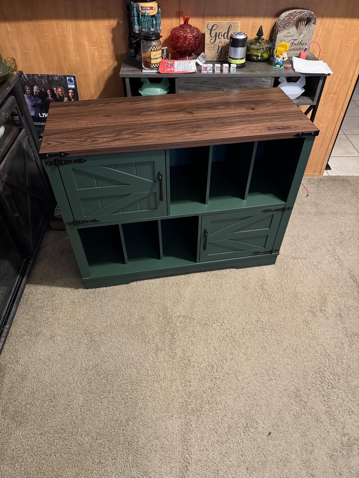 Large Record Player Stand with Vinyl Storage Up to 450 Albums, 39 Inch Farmhouse Wood Green Vinyl Records Storage Cabinet with Barn Doors, Mid-Century Accent Turntable Stand for Living Room customer photo 2
