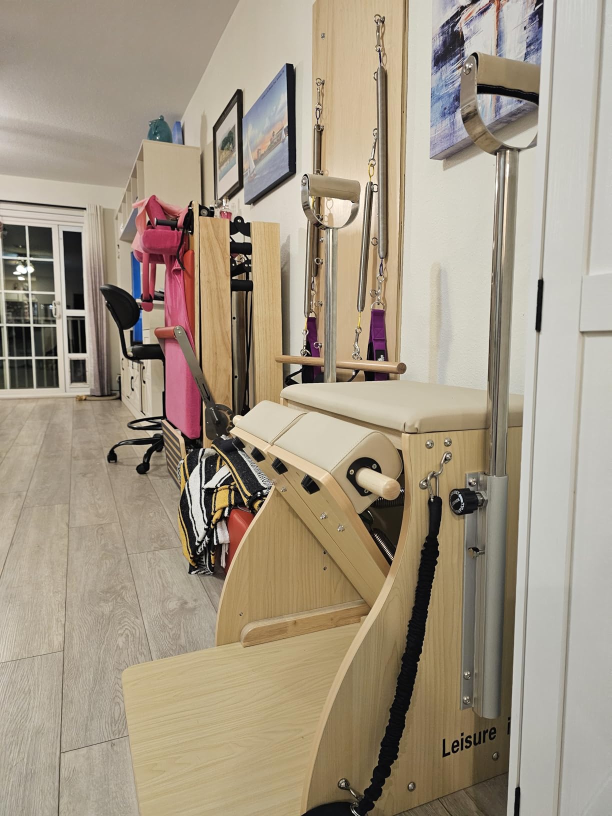 Pilates Combo Chair for Home Workouts, Wunda Chair with 5-Level Handles, Split Pedals, Resistance Bands, for Studio, Gym, Pilates Workout, Rehabilitation Exercises, Easy Assembly customer photo 2
