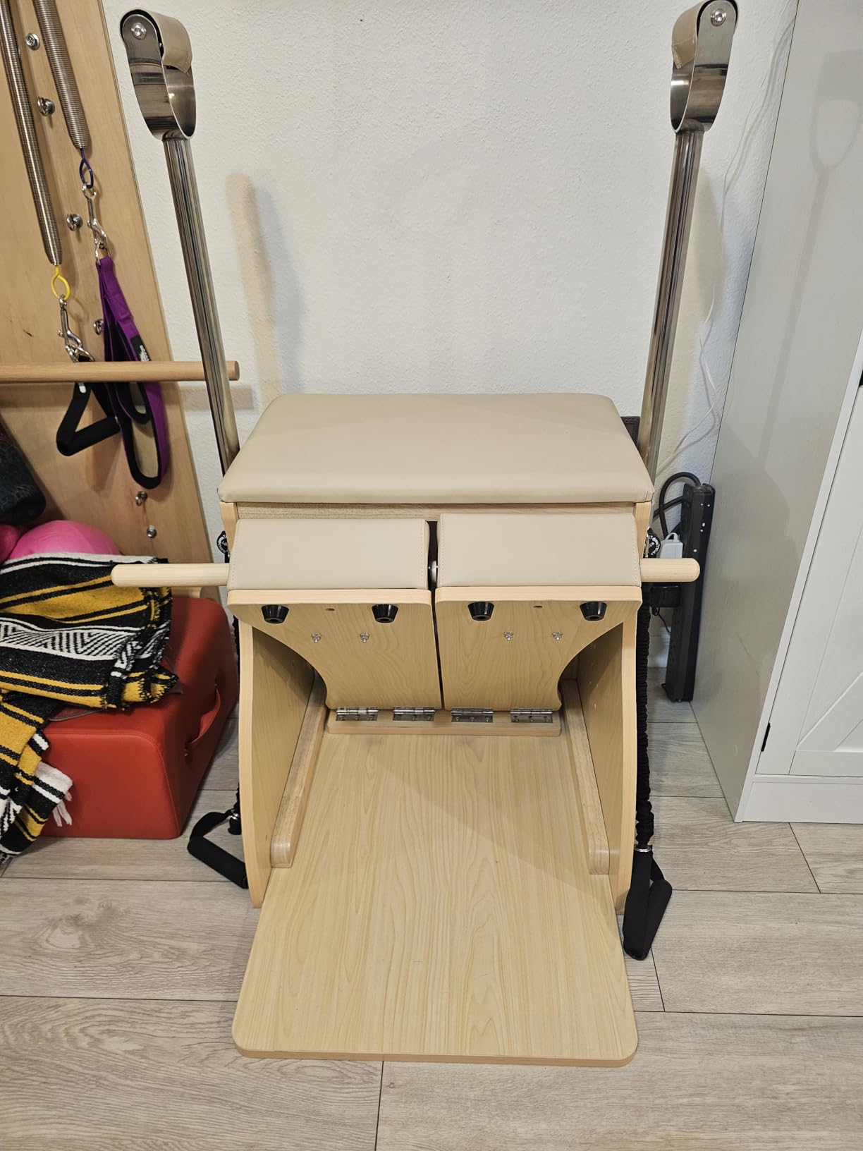 Pilates Combo Chair for Home Workouts, Wunda Chair with 5-Level Handles, Split Pedals, Resistance Bands, for Studio, Gym, Pilates Workout, Rehabilitation Exercises, Easy Assembly customer photo 3