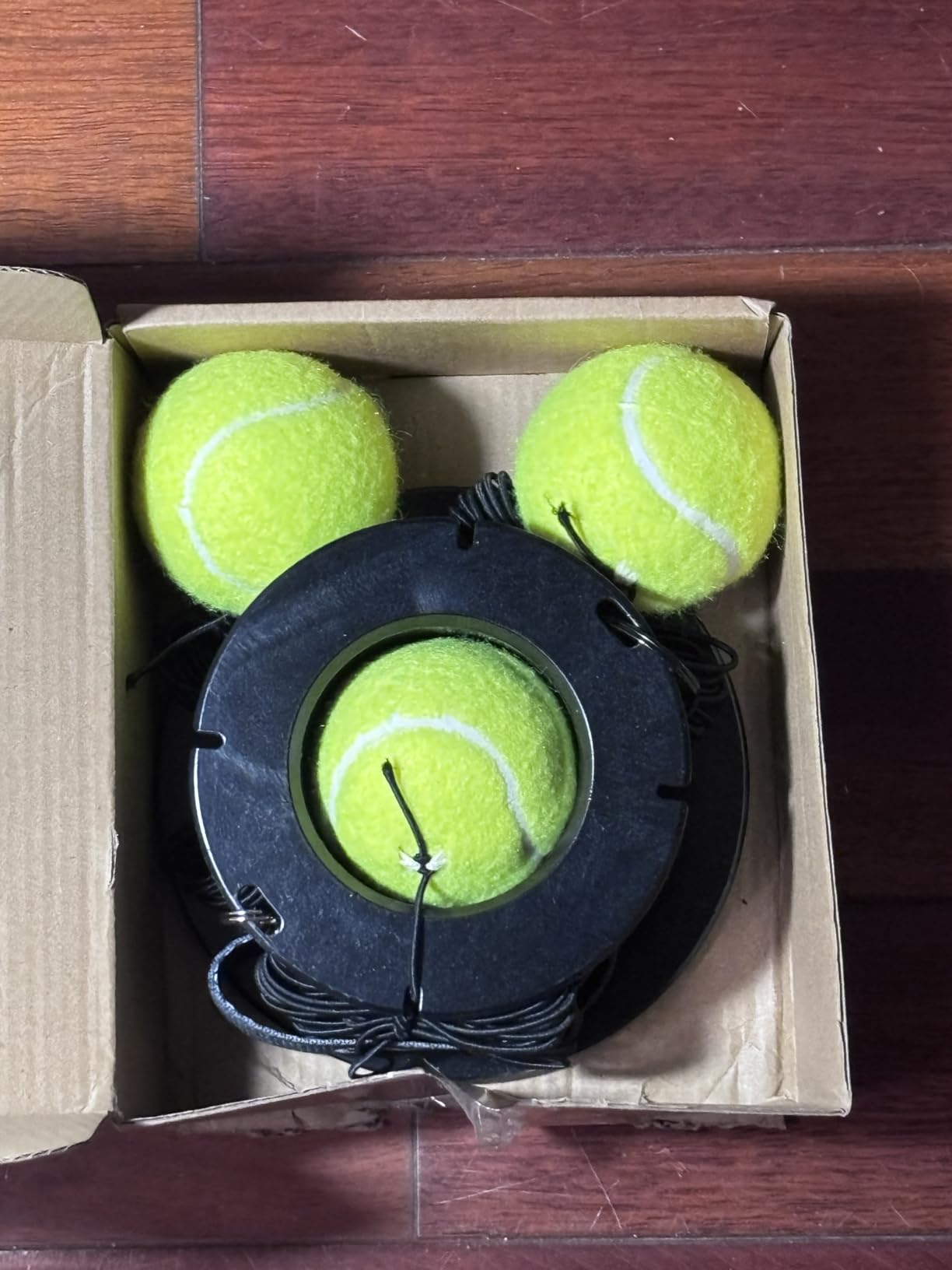 VAIIO Professional Tennis Trainer - Full Metal Portable Solo Rebounder with 3 High-Elastic String Balls, Ideal for Adults, Kids, Beginners & Advanced Players customer photo 2