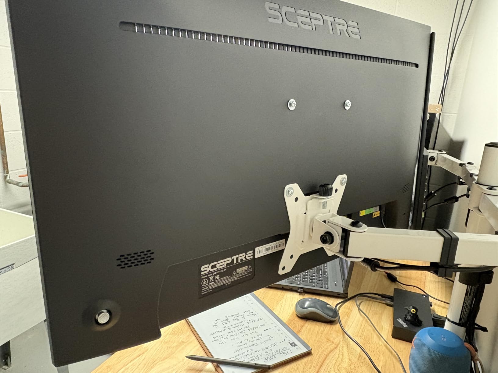 Sceptre New 22-Inch Gaming Monitor, FHD 1080p, Up to 144Hz, HDMI, DisplayPort, Built-in Speakers, Machine Black (E225W-FW144 Series, 2026) customer photo 1