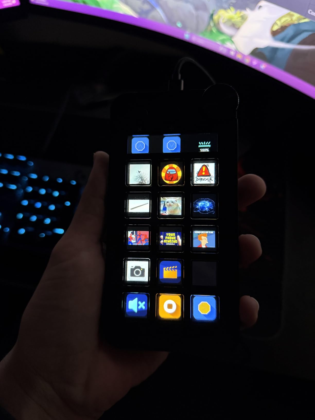 Stream Controller Deck, Macro Keypad, Gaming Macro Keyboard, Three Modes(Shortcut Keys, Calculator, Numeric Keypad), for OBS, Photoshop, Adobe Premiere Pro and Office Setup (N1 Black) customer photo 2