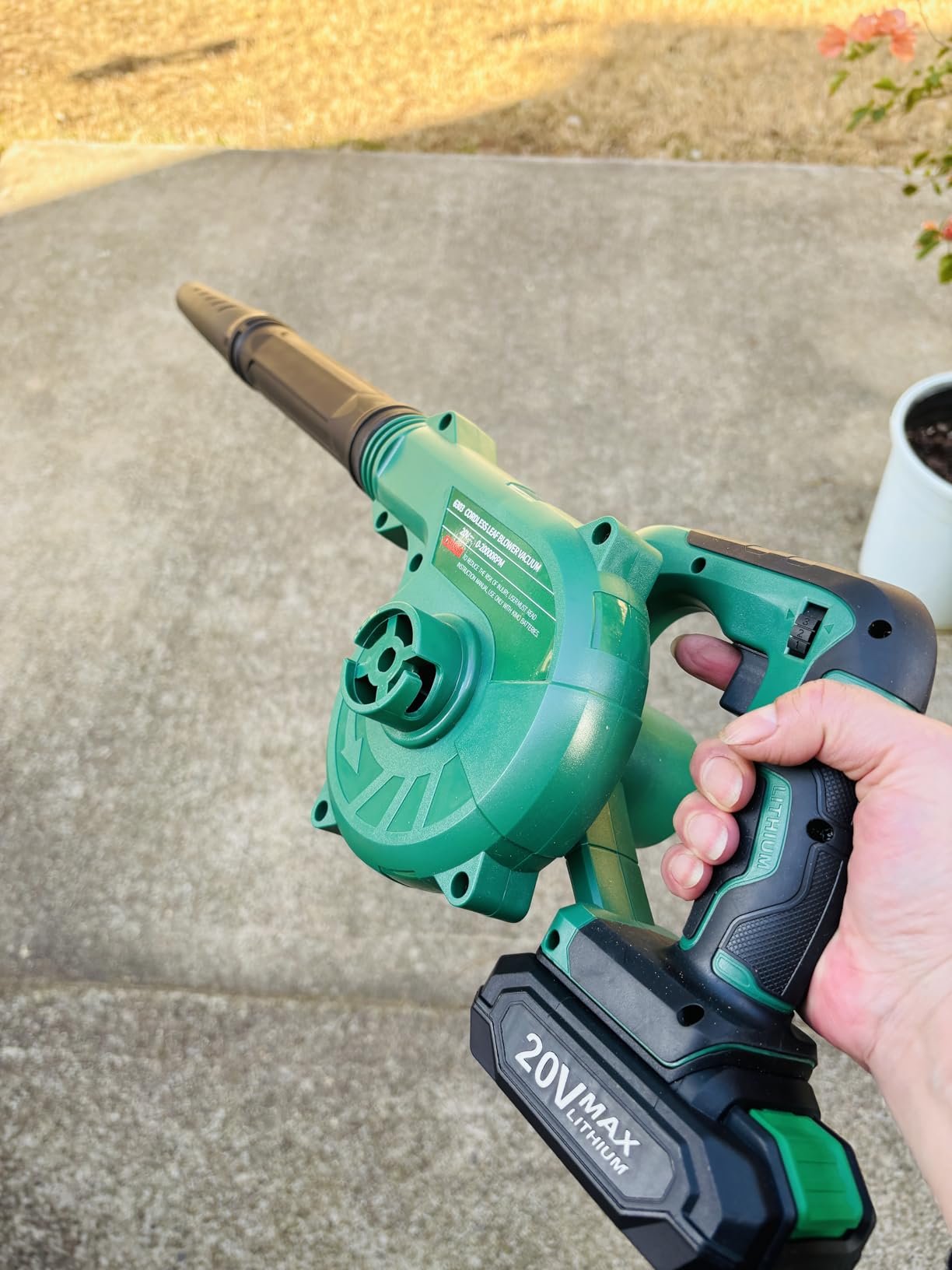 K I M O. Cordless Leaf Blower and Vacuum Combo 4 In 1, 3 Nozzles for Inflation and Deflation, 190MPH/260CFM, Smart Panel w/ 3Modes, 20