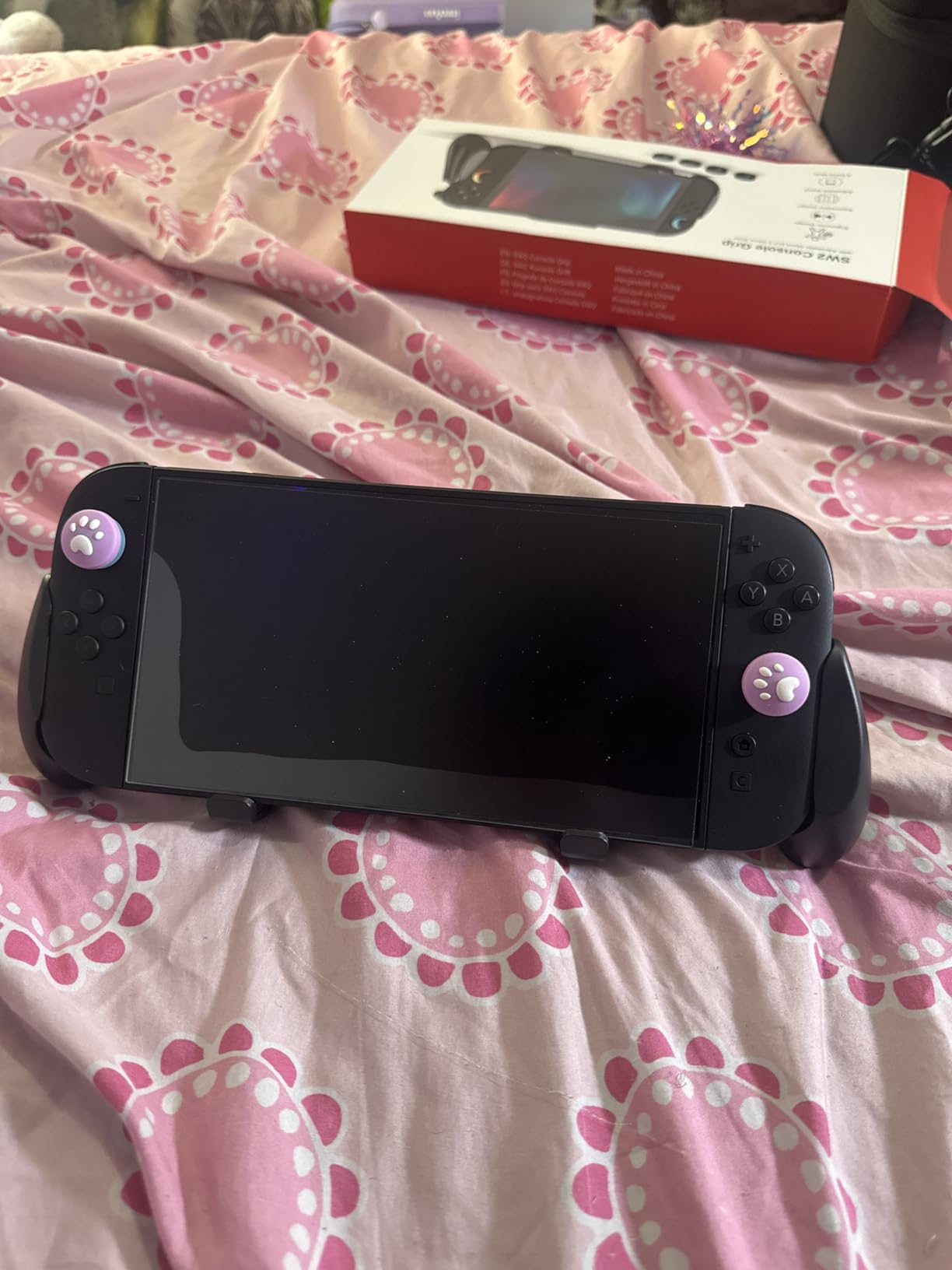 OIVO Grip Compatible with Nintendo Switch 2, Switch 2 Ergonomic Grip Case with Adjustable Stand, Comfort Game Accessories with 5 Game Card Slots and 4 Thumb Caps customer photo 2