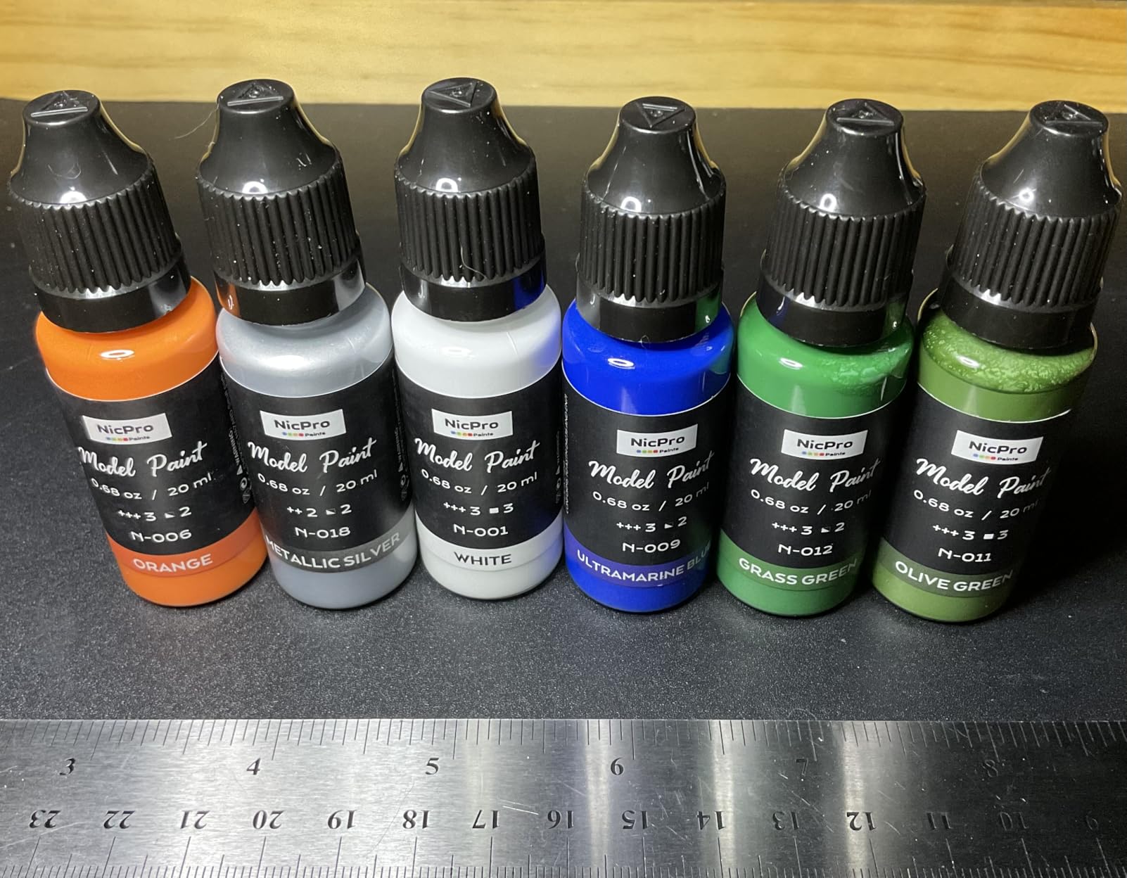 Nicpro 30 Colors Model Paint Set, 20ml Ready to Use Modeling Acrylic Paints, Brush & Airbrush Compatible, Miniature Paint Set for Beginner & Professional on Model, Scale Figure, Crafts, with 3 Thinner customer photo 2