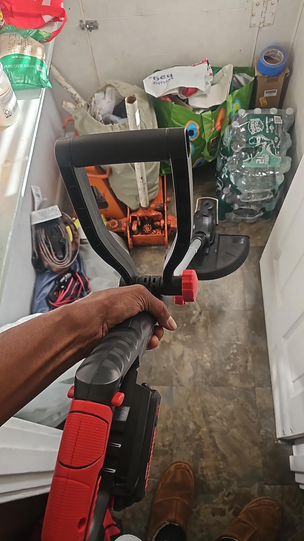 MZK 20V 12'' Cordless String Trimmer, Grass Trimmer&Edger with 8 Replacement Spools, Battery Powered Weed Trimmer with Auto Line Feed for Garden, Lawn(2 * 4AH Battery and Charger Included),ST12D07 customer photo 1
