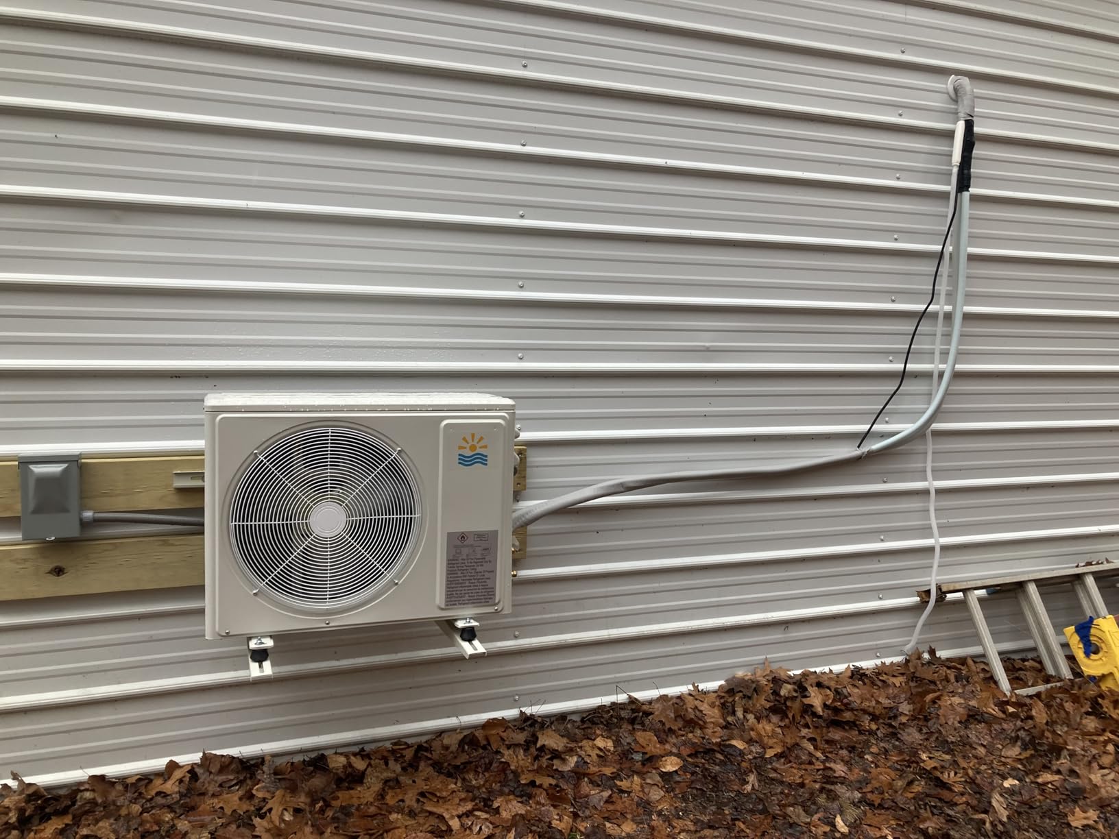 Mini Split AC/Heating System - 11500 BTU Mini Split AC Unit Inverter Heating and Cooling, 17 SEER2 115V Energy Efficient Ductless Air Conditioner Up to 550sq.ft, 24H Timer, Installation Kit customer photo 2