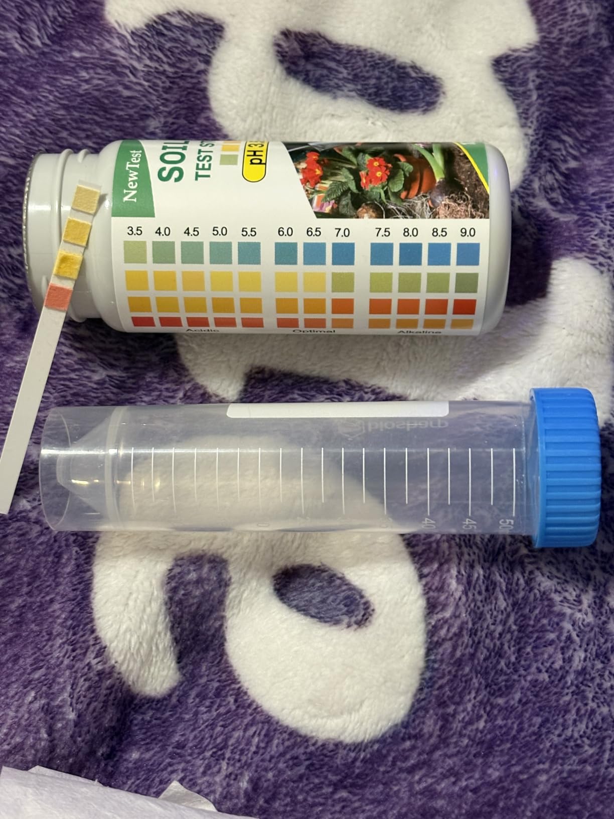Soil pH Test Kit: Upgraded 125 Soil pH Test Strips with Measuring Cylinders for Accurate Testing pH Level of Garden Lawn Grass Flower Vegetable Compost Dirt (125) customer photo 1