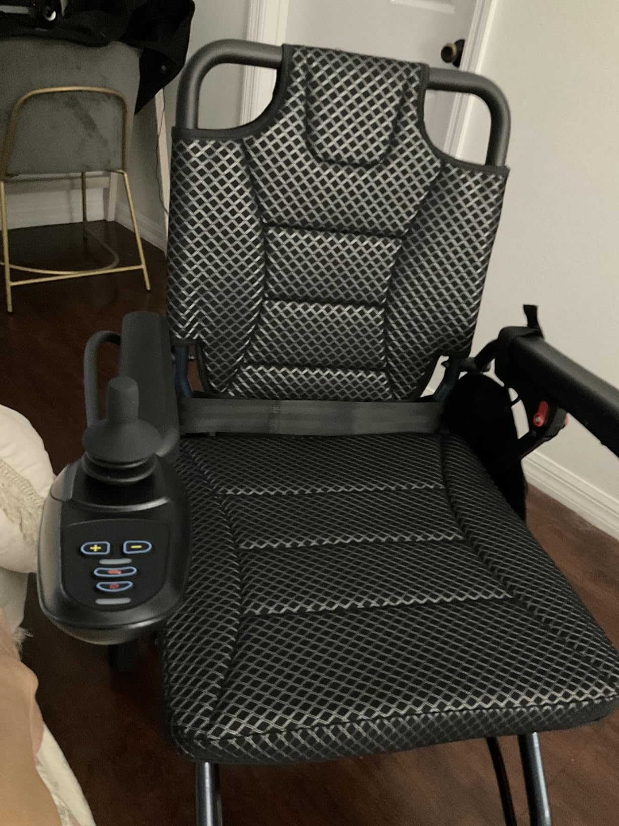 Lightweight Electric Wheelchairs for Adults, Folding Electric Wheelchair Airline Approved, 500W Motor, 15Miles Range, Portable Motorized Wheelchairs for Seniors, All-Terrain Power Wheelchair, Support 330lbs customer photo 1