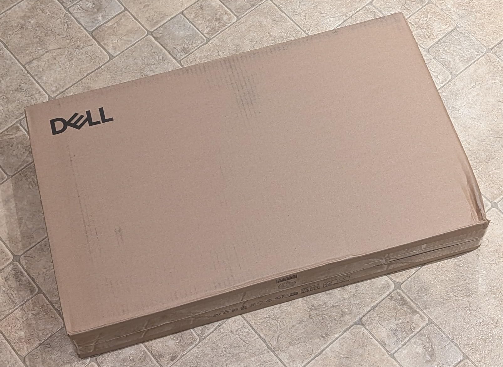 Dell 24 240Hz Gaming Monitor - SE2426HG - 23.8-inch FHD (1920x1080) 240Hz Display, in-Plane Switching (IPS) Technology, AMD FreeSync Premium, TVV 3-Star, 2X HDMI, DisplayPort 1.4, Tilt customer photo 2