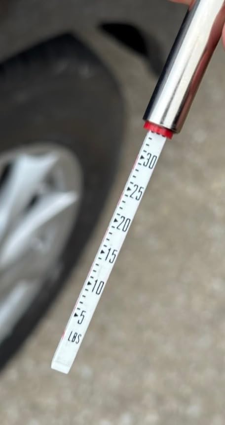Milton S-921 Pencil Tire Pressure Gauge, Passenger Car, With Built-in Deflator Valve, Durable Plated Brass, Pressure Measured In PSI & kPa customer photo 2
