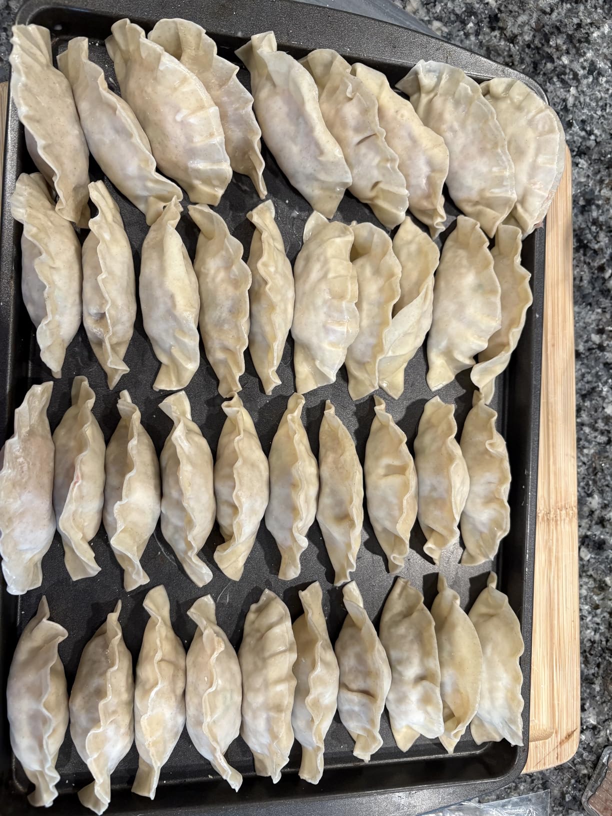 Helen's Asian Kitchen Dumpling Press, BPA Free, White, 4-Inch Diameter, 97015 customer photo 1