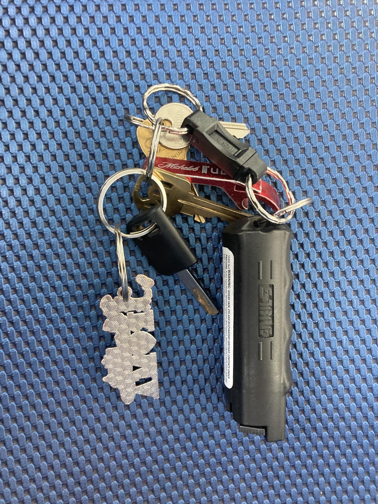 Sabre Pepper Spray - Quick Release Keychain for Easy Carry & Fast Access, Max Police Strength Self Defense OC Spray with UV Dye, 10 Sec. Spray Time, Finger Grip - Faster Aim, 0.54 fl oz,Secure Safety customer photo 2