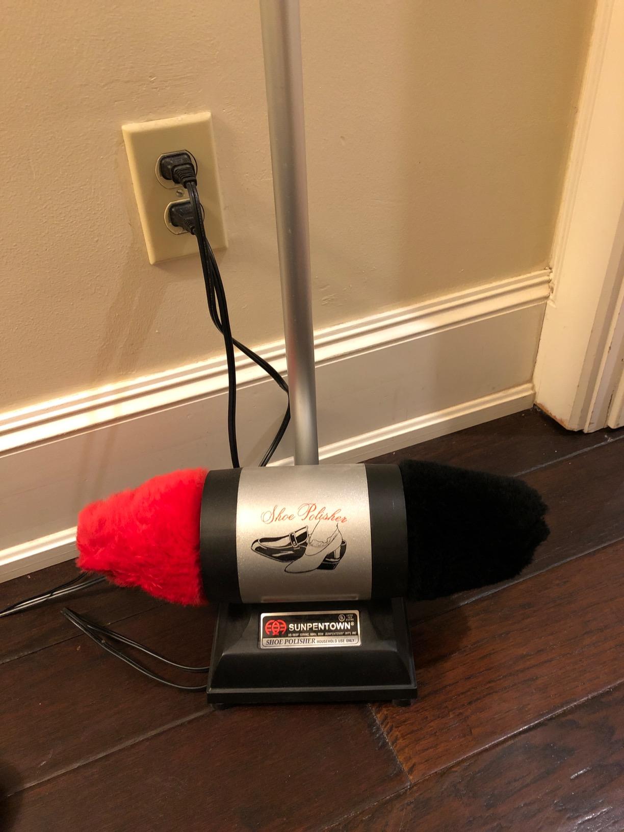 Sunpentown UC-989 Dual-Buffer Shoe Polisher w/Lamb Wool buffers customer photo 1