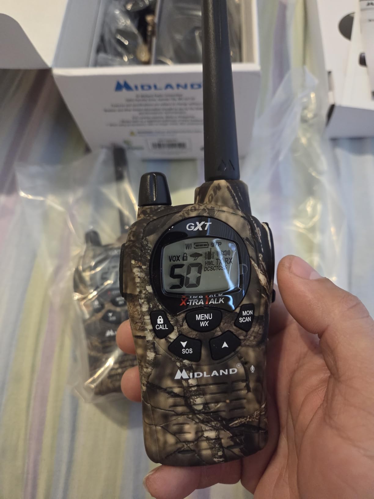 GXT1000VP4 GMRS Two-Way Radio (50 Channel, Long Range, 142 Privacy Codes, SOS, NOAA, Rechargeable Nickel Battery, Black/Silver 2-Pack) customer photo 2