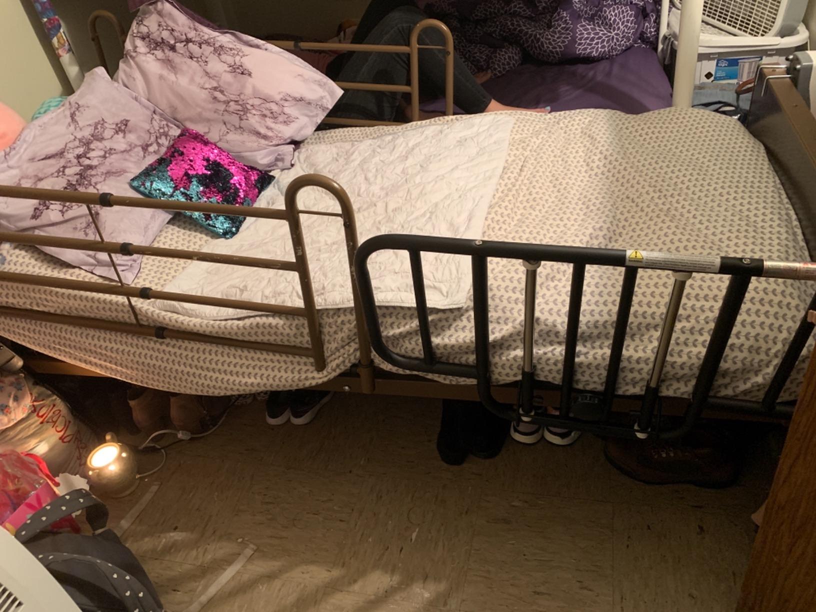 Drive Medical No Gap Deluxe Half Length Side Alloy Steel Bed Rails with Brown Vein Finish, For Adults - 2 Count customer photo 2