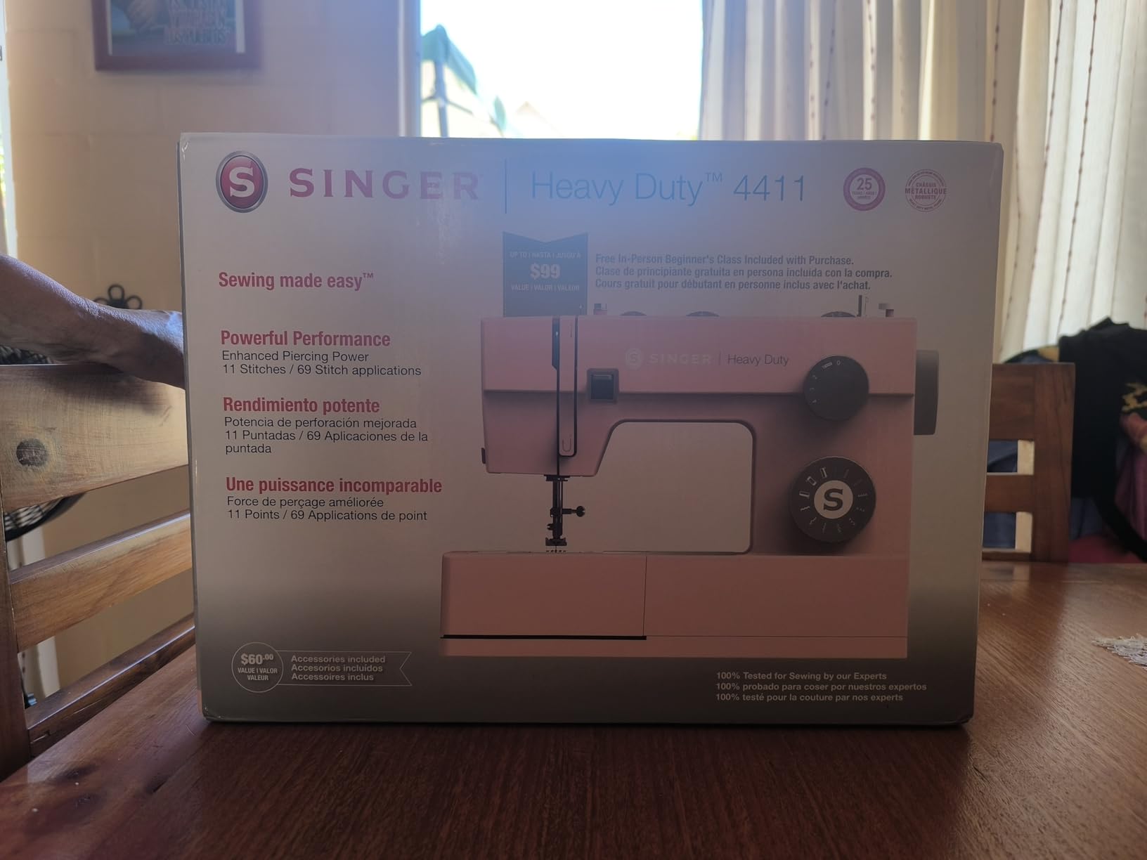 SINGER Heavy Duty 4411 (Grey) High Speed Sewing Machine + Accessories | 11 Built-In Stitches Deliver 69 Stitch Applications | 50% More Power, 1100 Stitches/Min | Metal Frame, 4-Step Buttonhole customer photo 2