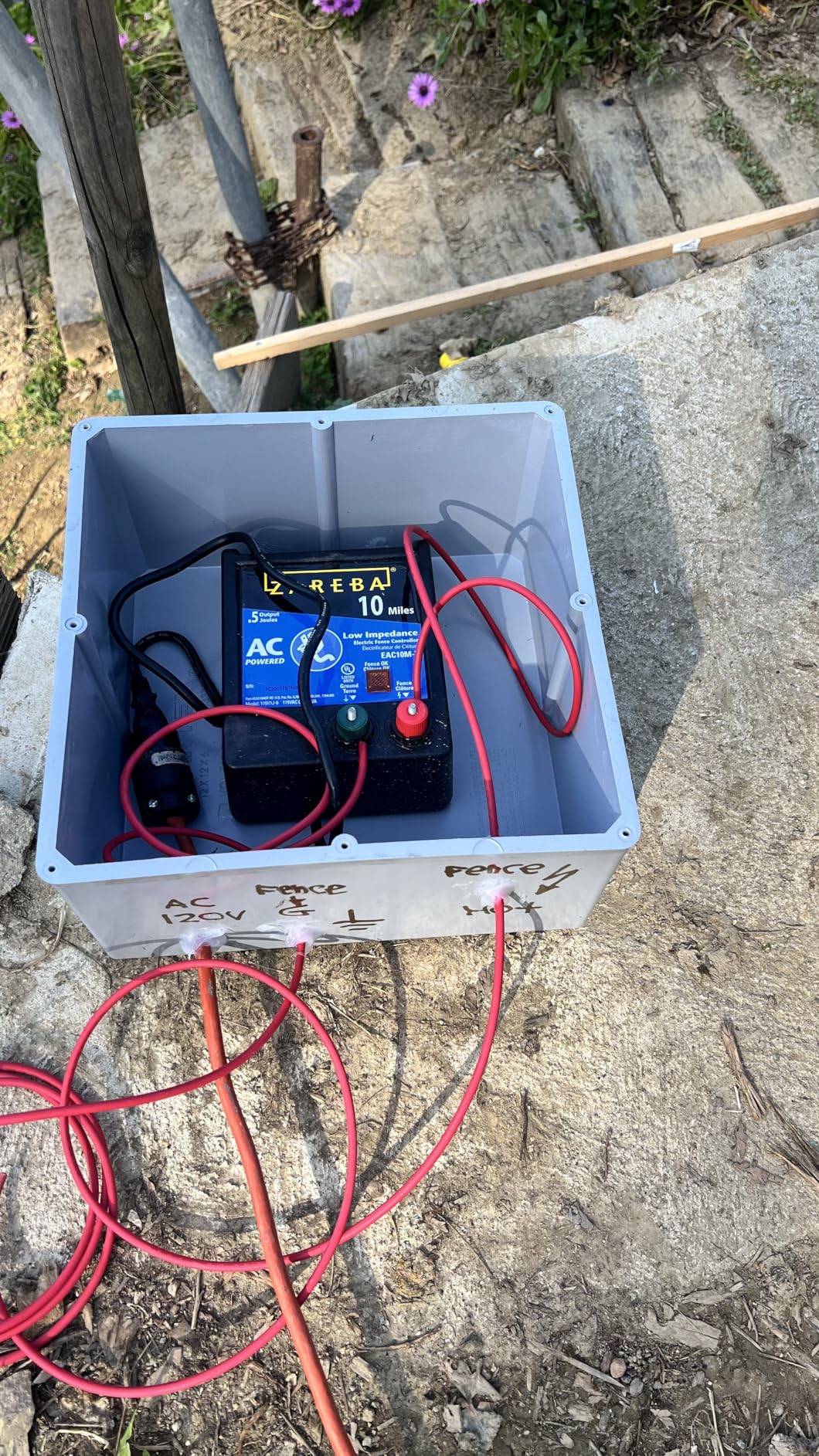 Zareba 10 Mile AC Powered Low Impedance Electric Fence Charger - 10 Mile Plug-In Electric Fence Energizer - Contain Cattle, Horses, Pigs, Goats, Small Livestock customer photo 2