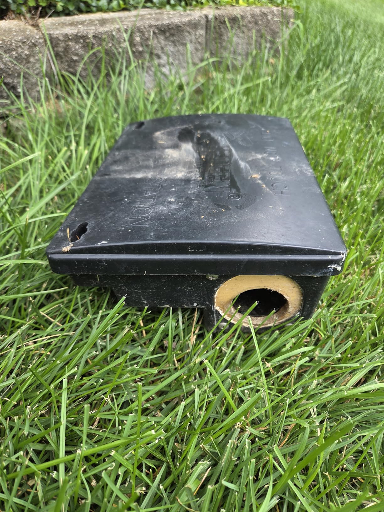 Neogen 000550 Rodent Bait Station, Black customer photo 1