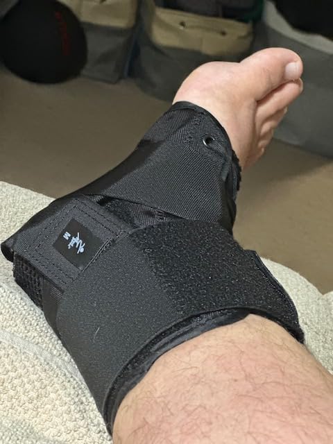 ASO Ankle Stabilizer - Lace Up Ankle Brace for Sprained Ankle and Peroneal Tendonitis, Orthopedic Ankle Support for Men, Women, Adults, Teens and Kids, Sports Injury Recovery customer photo 2