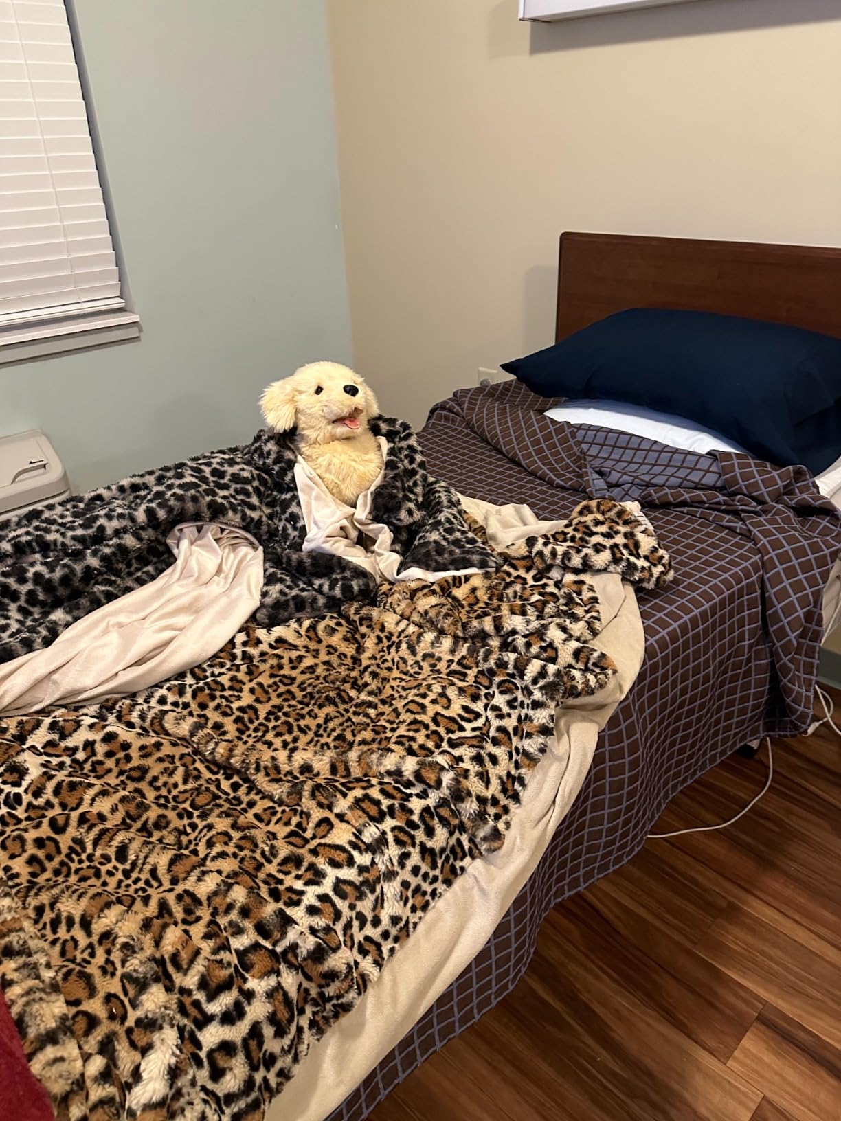 JOY FOR ALL Ageless Innovation Companion Pet for Seniors - Lifelike Animatronic Dog - Realistic Soft-Touch Coat & Heartbeat - Therapy Stuffed Animal - Toy for Alzheimer's & Dementia - Golden Pup customer photo 2