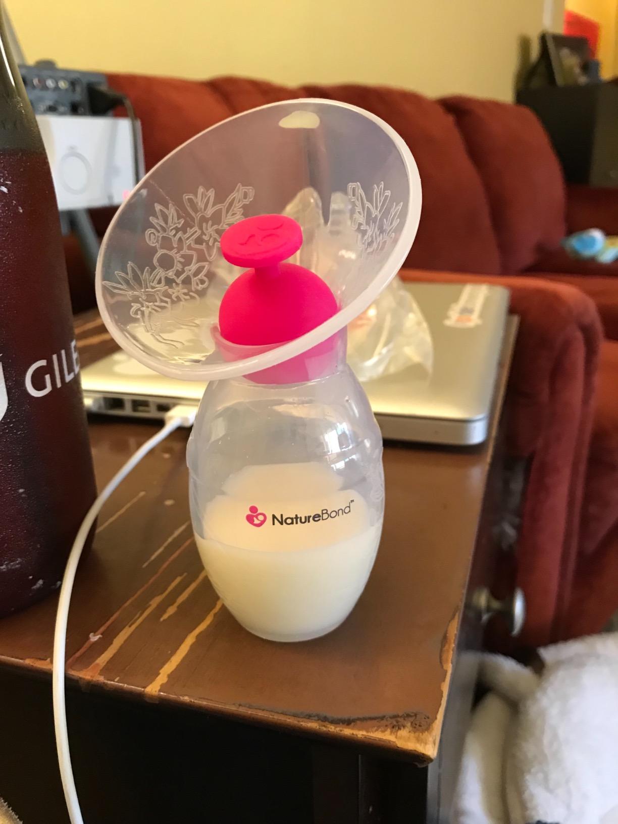 NatureBond Silicone Breast Pump with lid, Stopper, Strap, Pouch. Breastfeeding Essential Premium All in 1 Set. 3.4oz 100ml customer photo 2