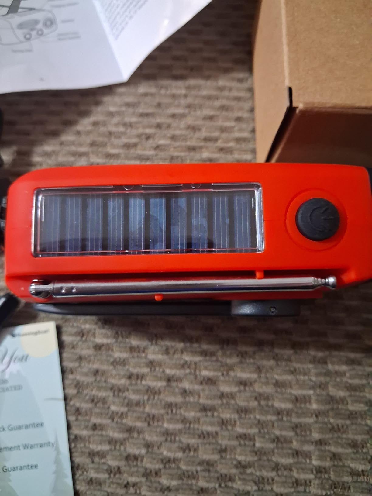 RunningSnail Emergency Hand Crank Radio With LED Flashlight For Emergency, AM/FM NOAA Portable Weather Radio With 2000mAh Power Bank Phone Charger customer photo 2