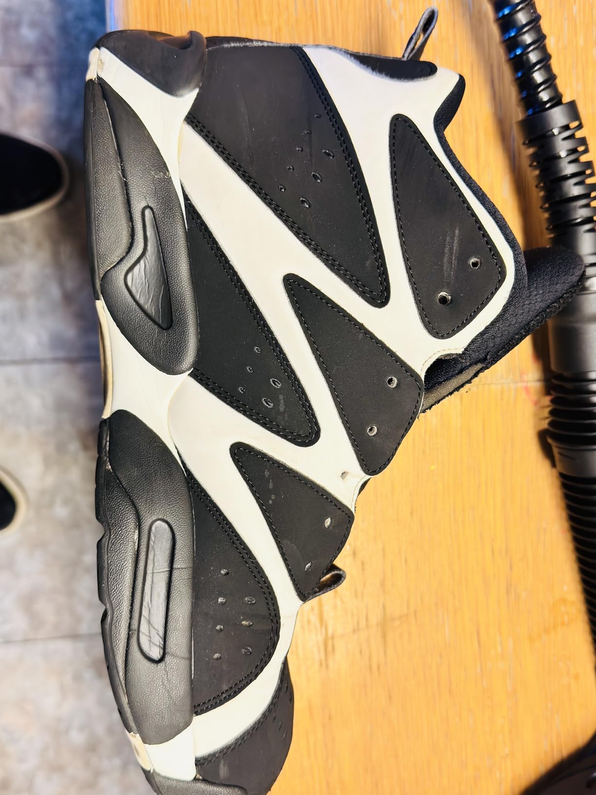 MGK Complete Kit: Shoe Cleaner, Care, Water & Stain Protection - Revitalize, Shield, and Freshen Sneakers customer photo 1