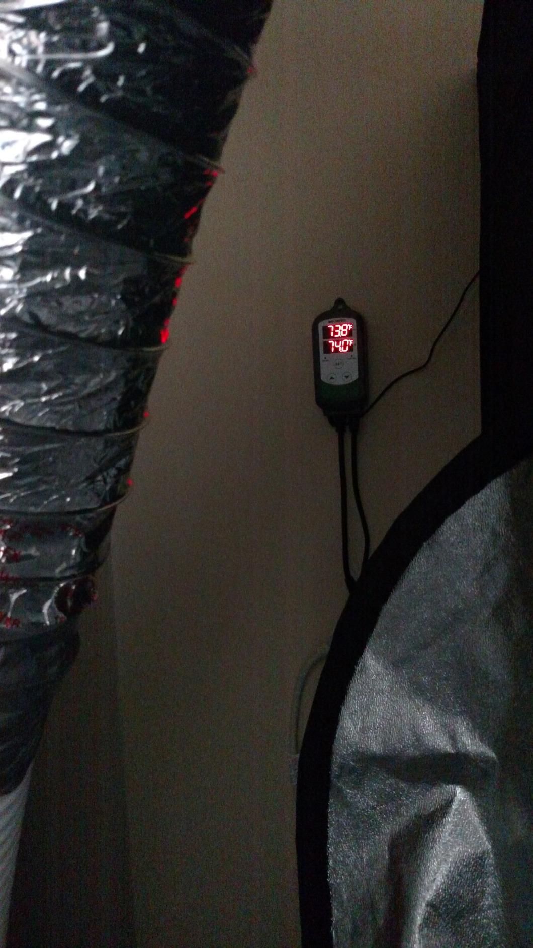 Inkbird ITC-308 Temperature Controller with IHC-200 Humidity Controller customer photo 2